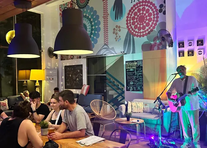Stay Rhodes Hostel & Bar