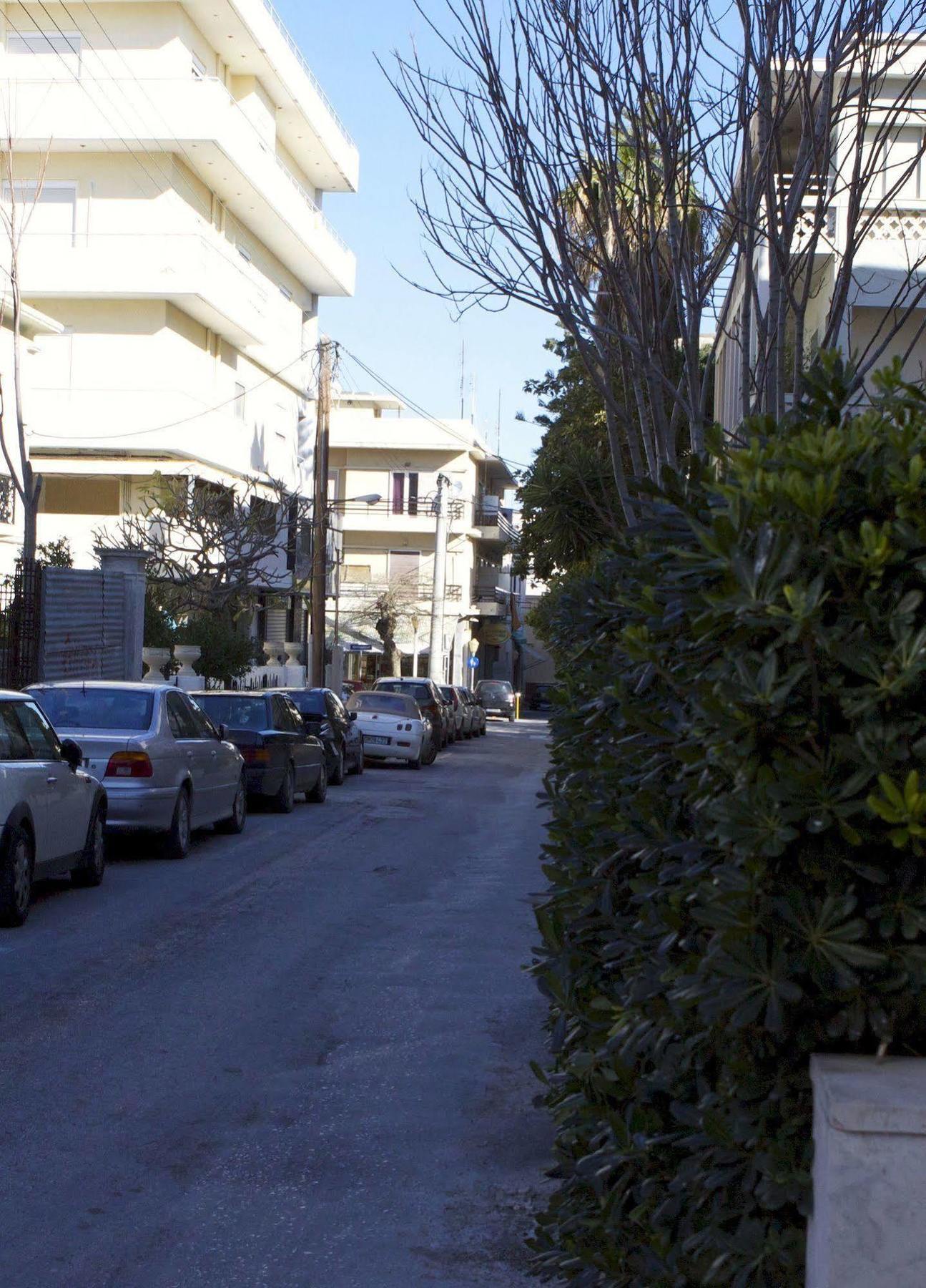 Rhodes & Bar אכסניה Rhodes City
